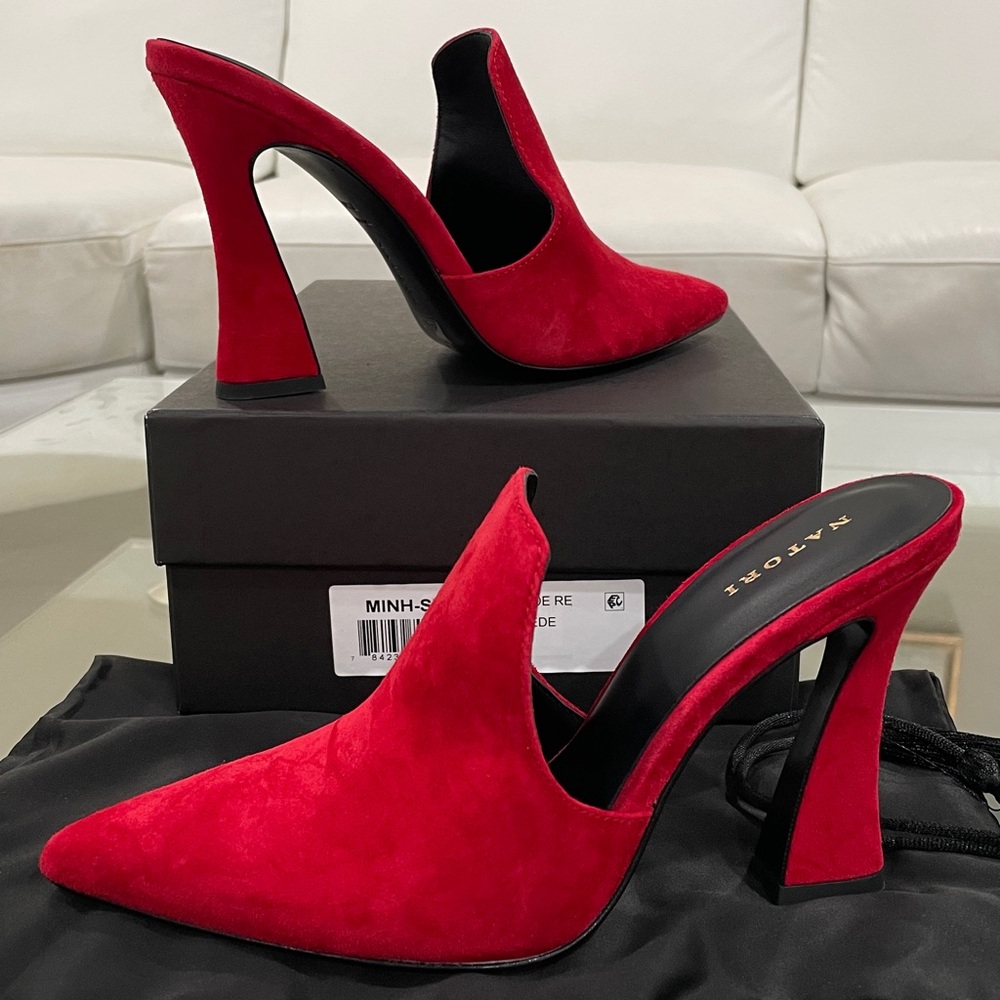 NWT NATORI red suede slip on mules pointy toe slides high vamp 4” flare heel kid